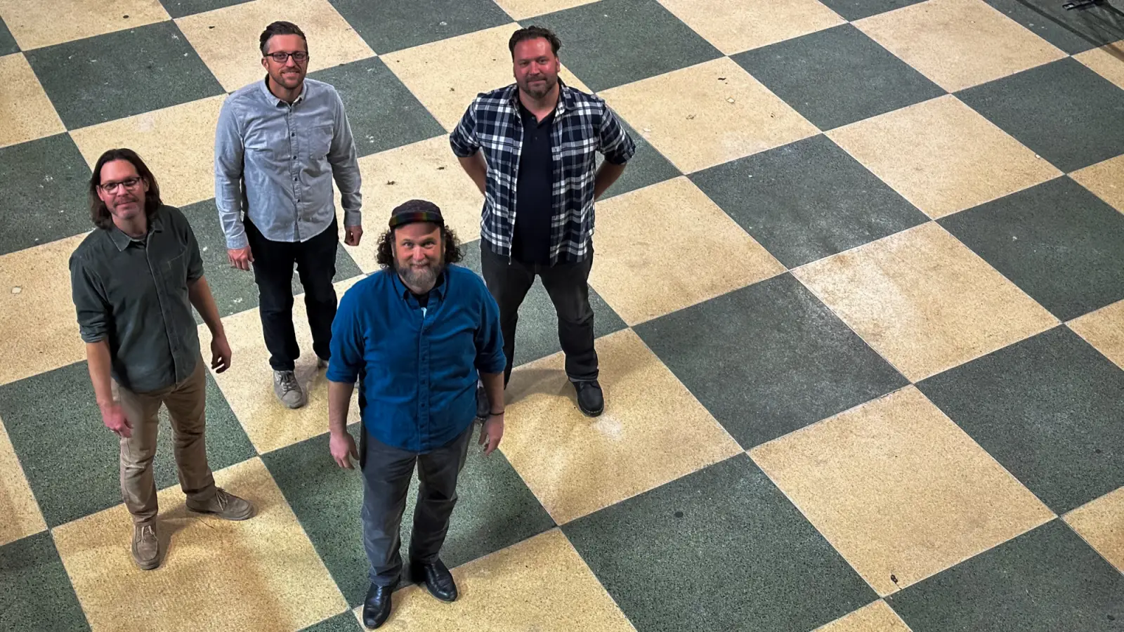 Pert Near Sandstone release "Side By Side" and announce November European tour