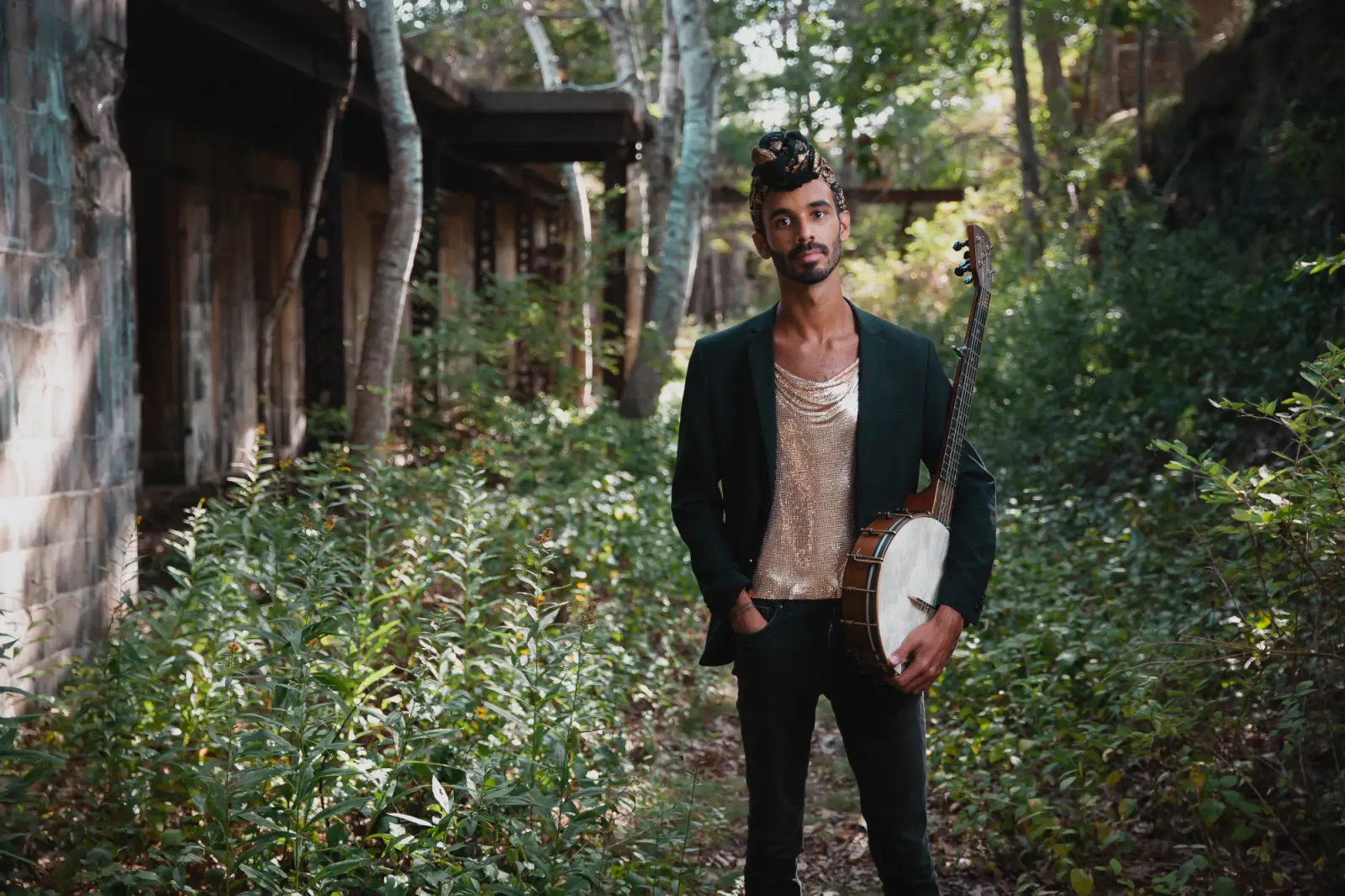 Jake Blount is coming over for the annual Rotterdam Bluegrass Festival
