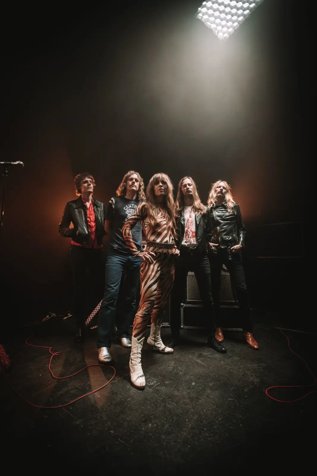 NL shows for Spiders with "Sharp Objects"