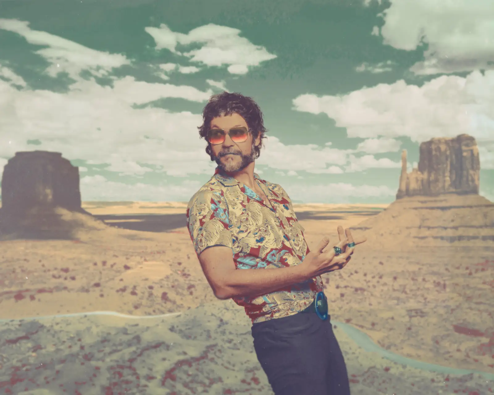 Henry Wagons opens up for The Dead South in Amsterdam