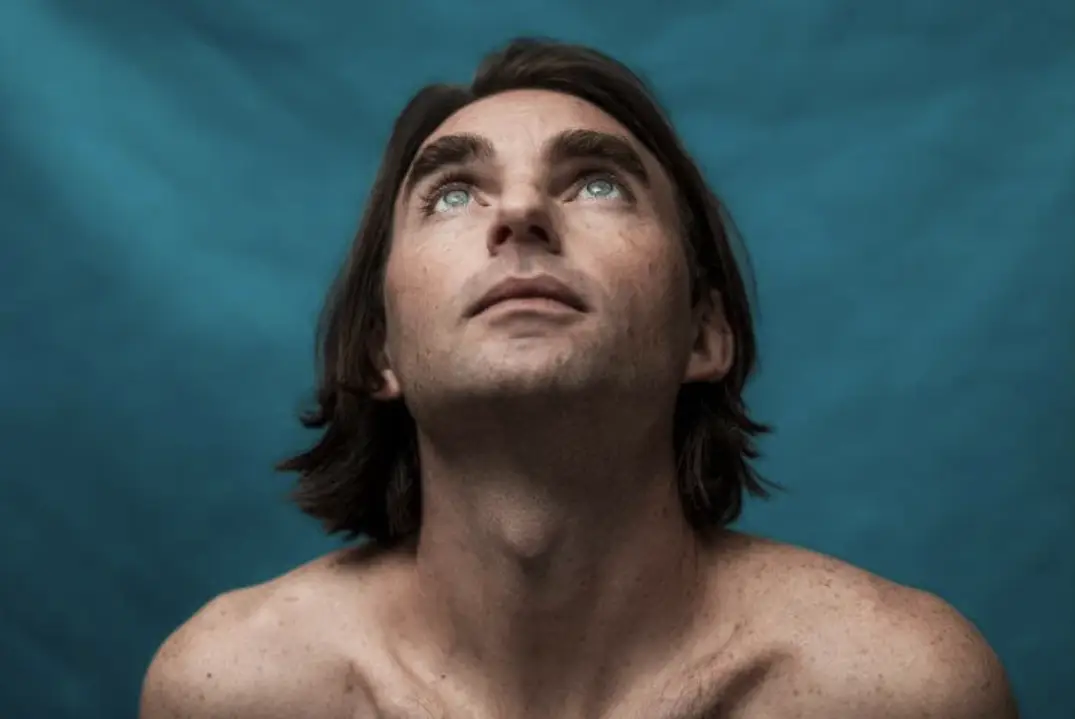 Sam Lewis over for a string of shows in the Netherlands in November and December