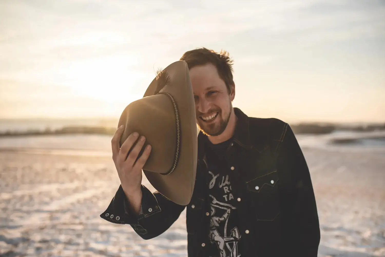 Del Barber hits the UK for AMAUK and other shows