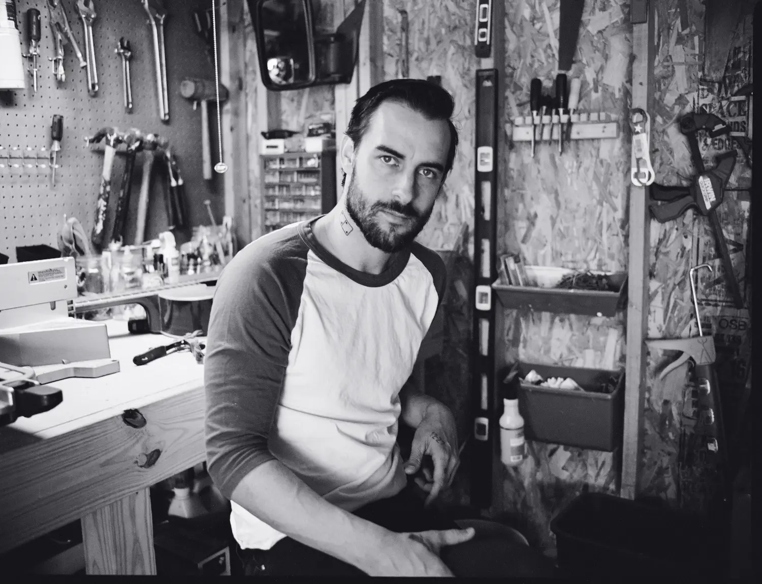 Robert Ellis tours the UK in March with Courtney Marie Andrews