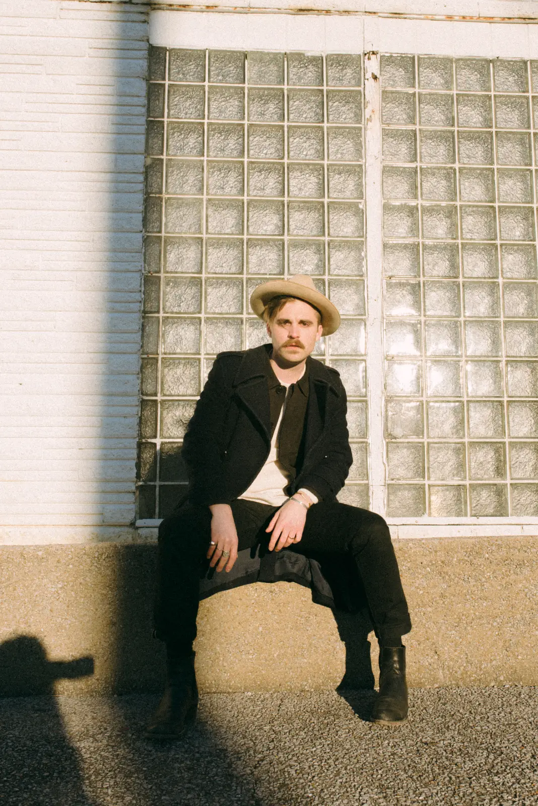 Kirby Brown hits the road joining Andrew Combs for UK and NL part of tour