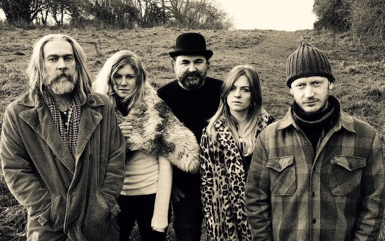 Ethan Johns with The Black Eyed Dogs announce Benelux tour in March