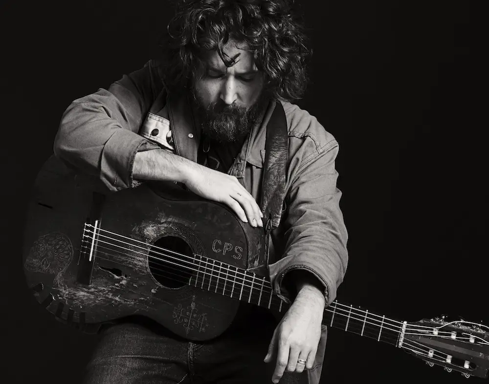 Christopher Paul Stelling tours Europe this September, October, November