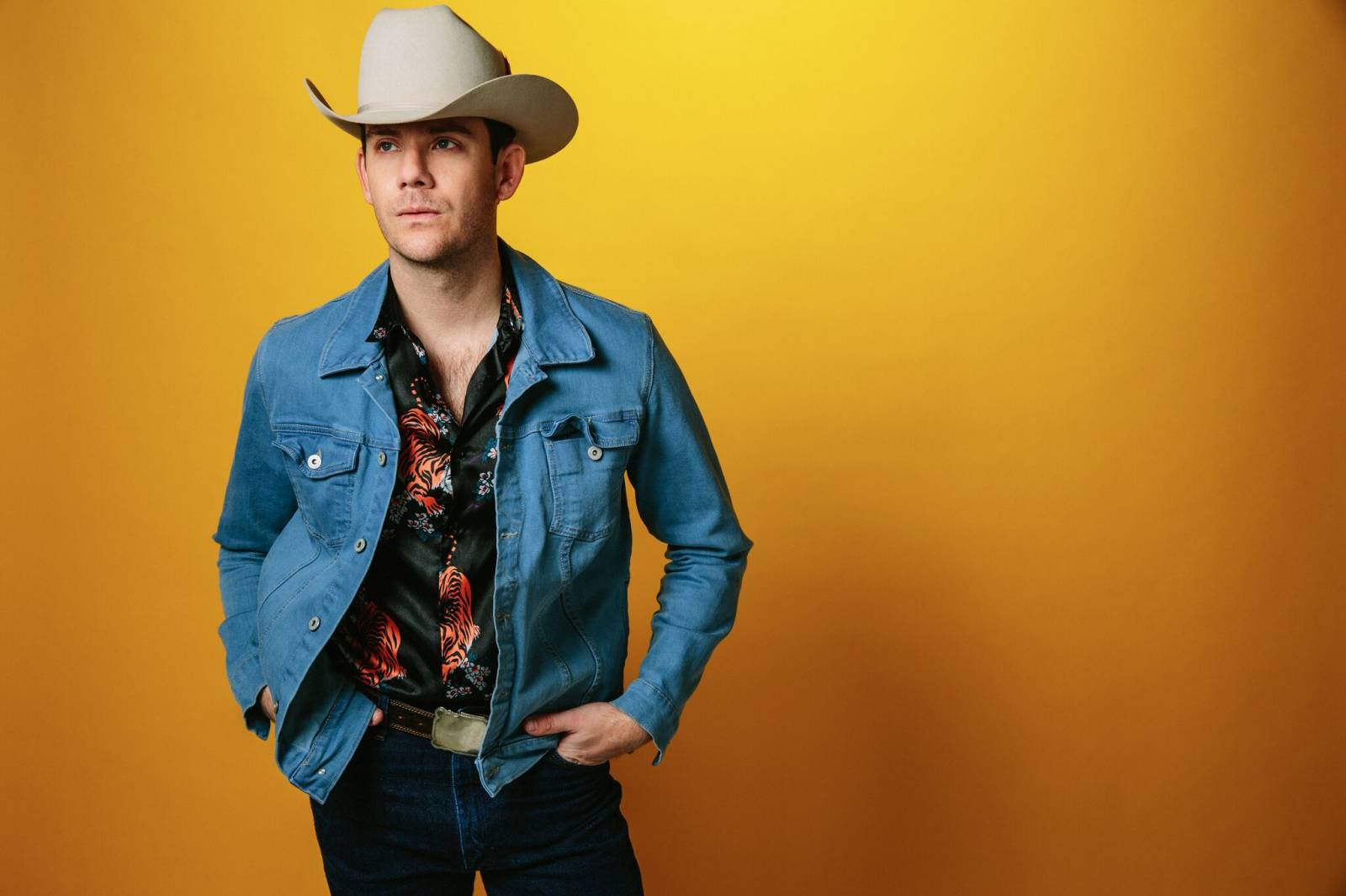 Sam Outlaw