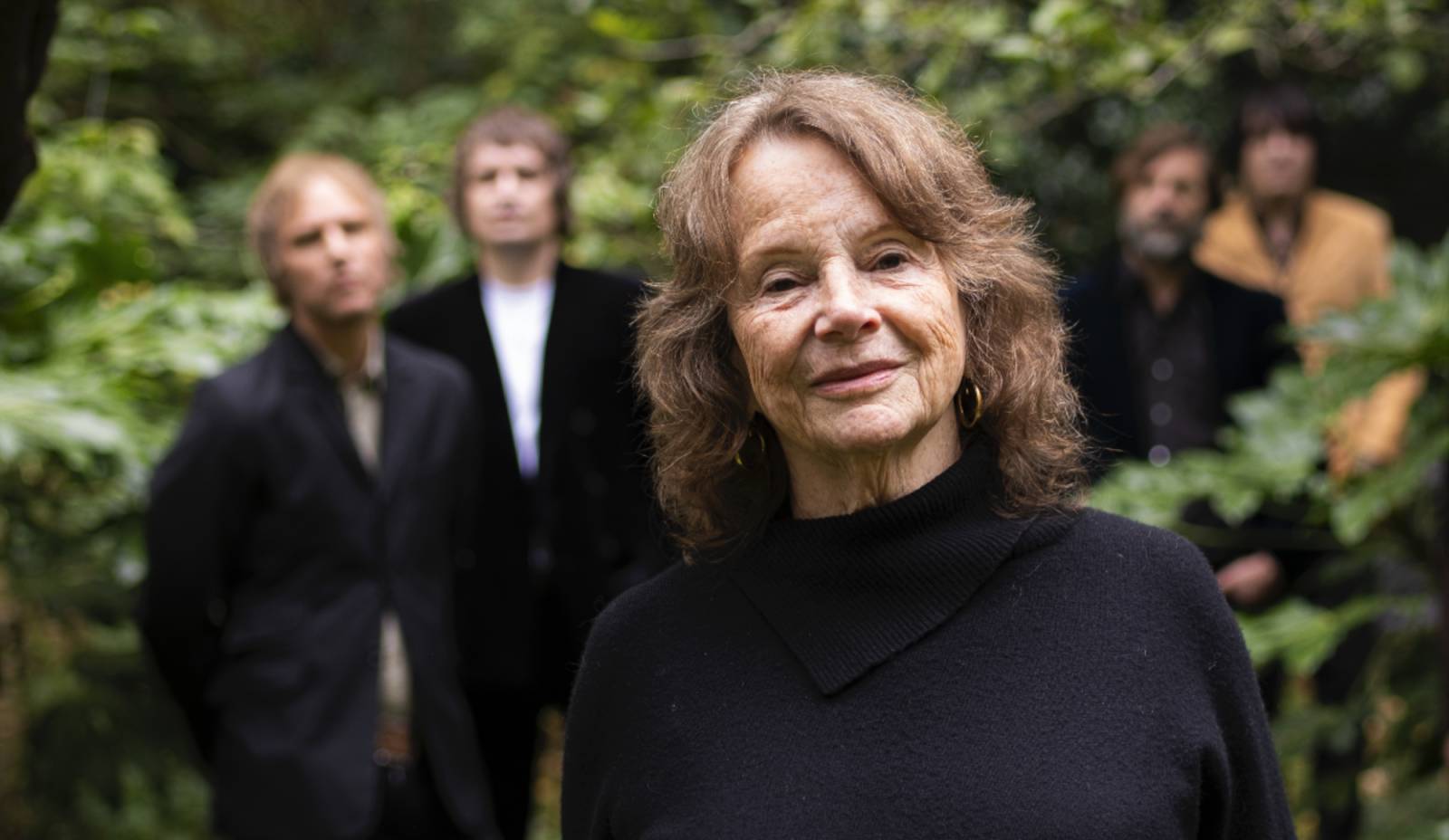 Bonnie Dobson & The Hanging Stars