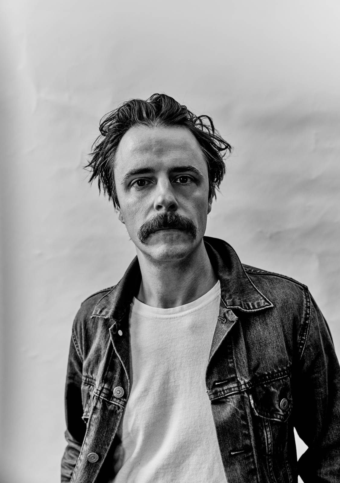 The Bones Of J.R. Jones announces new LP "Radio Waves" ahead of March European tour