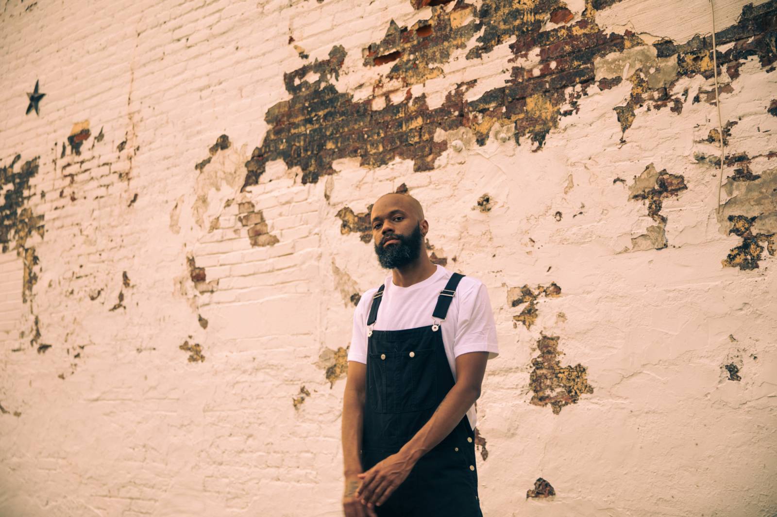 Buffalo Nichols breathes new life into the blues on "The Fatalist" and confirms Roadburn