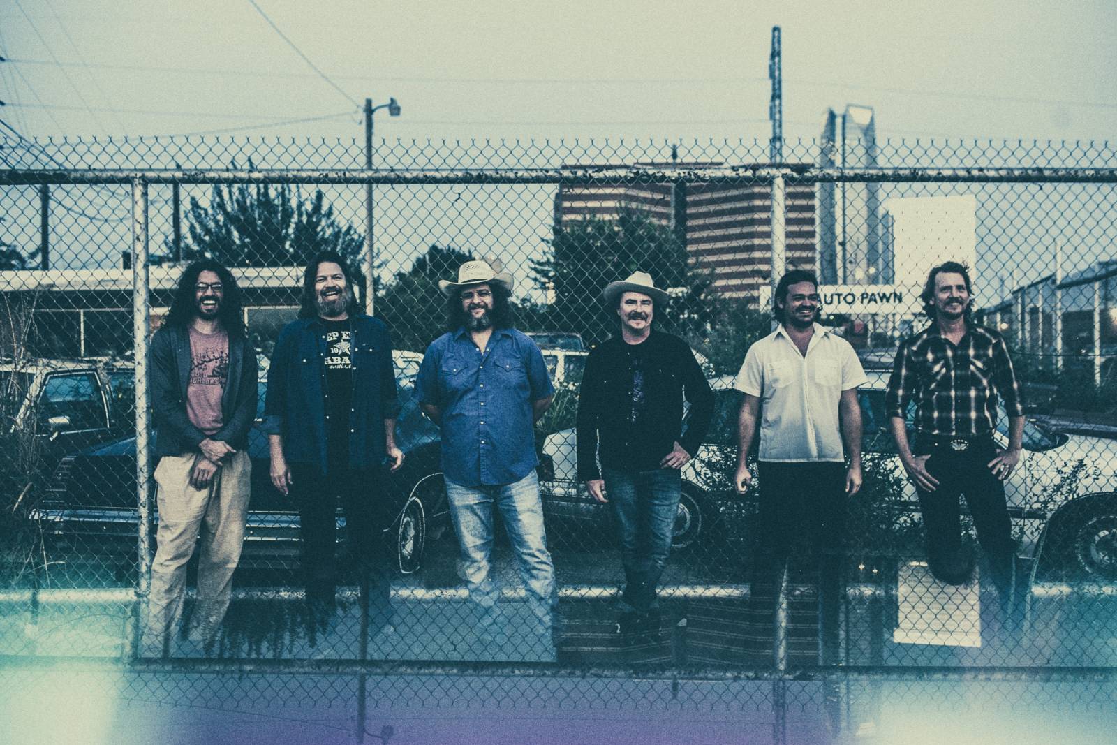 Uncle Lucius release new live album and tour Europe starting soon