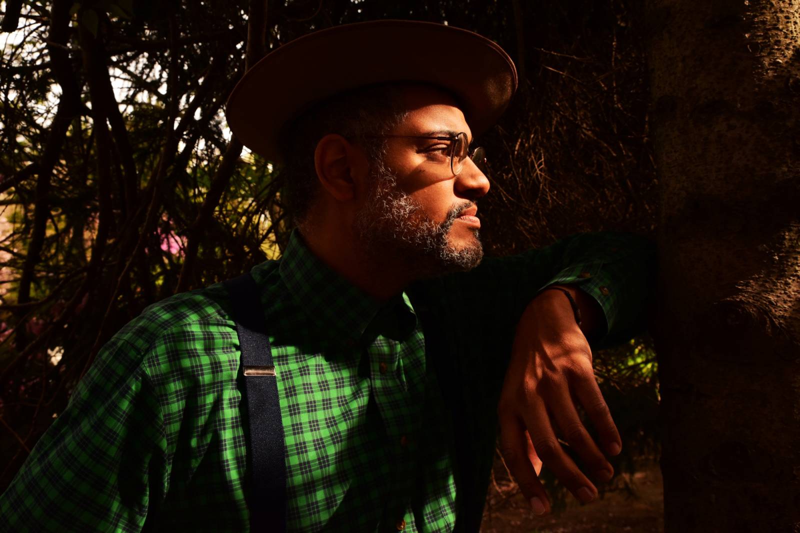 “The American Songster" Dom Flemons over for Europe tour this month