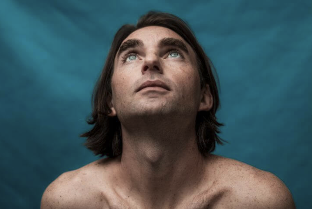 Sam Lewis over for a string of shows in the Netherlands in November and December