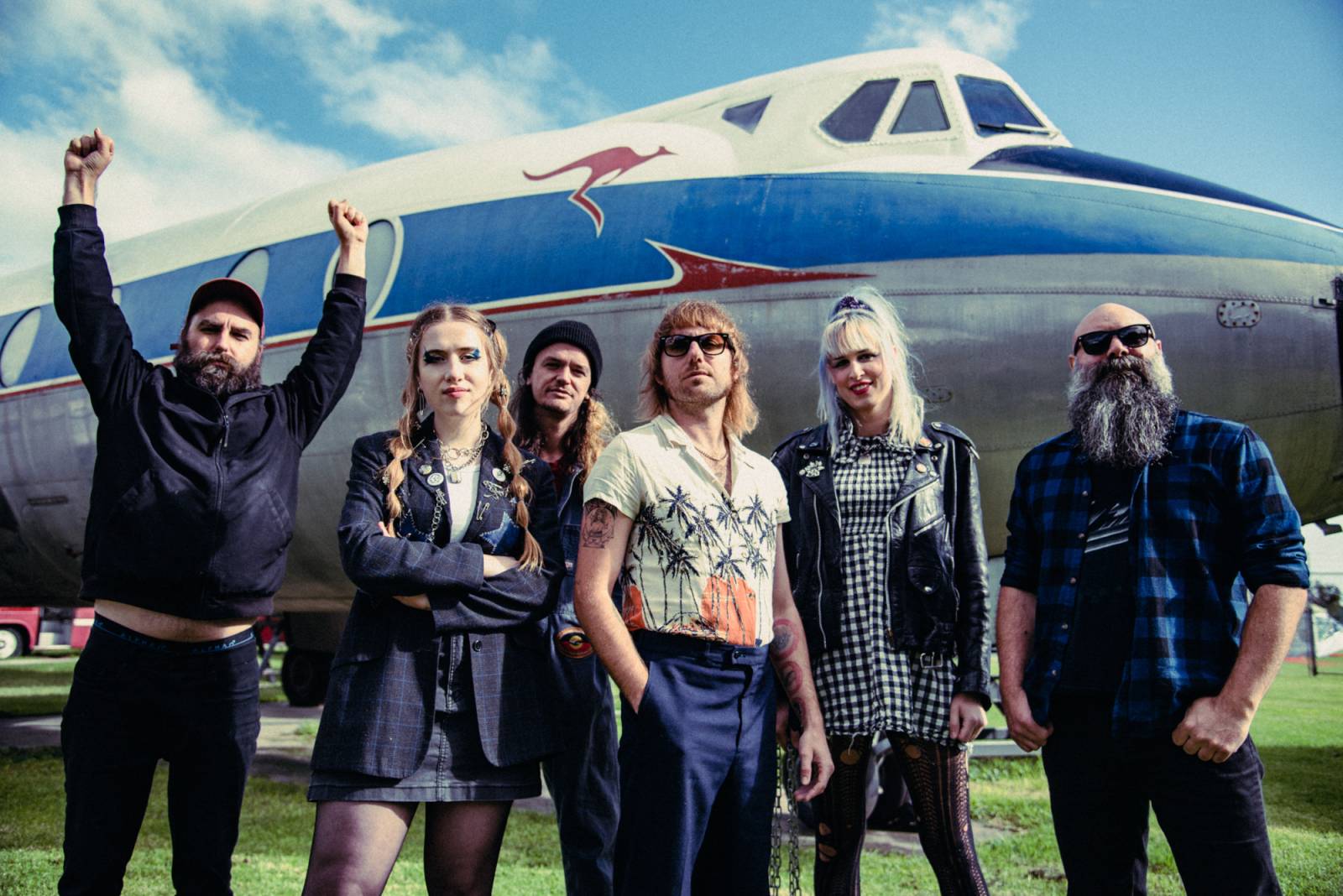 Private Function bring "370HSSV 0773H" to Den Haag and Groningen