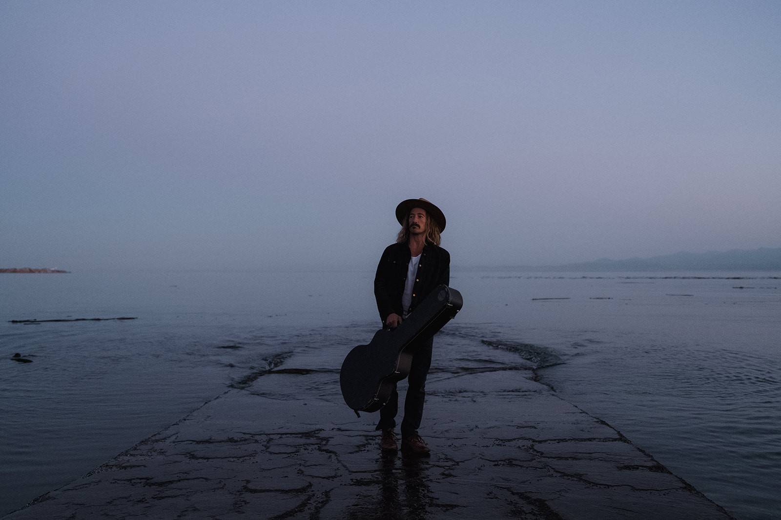 Jesse Roper back over for a series of UK dates this week