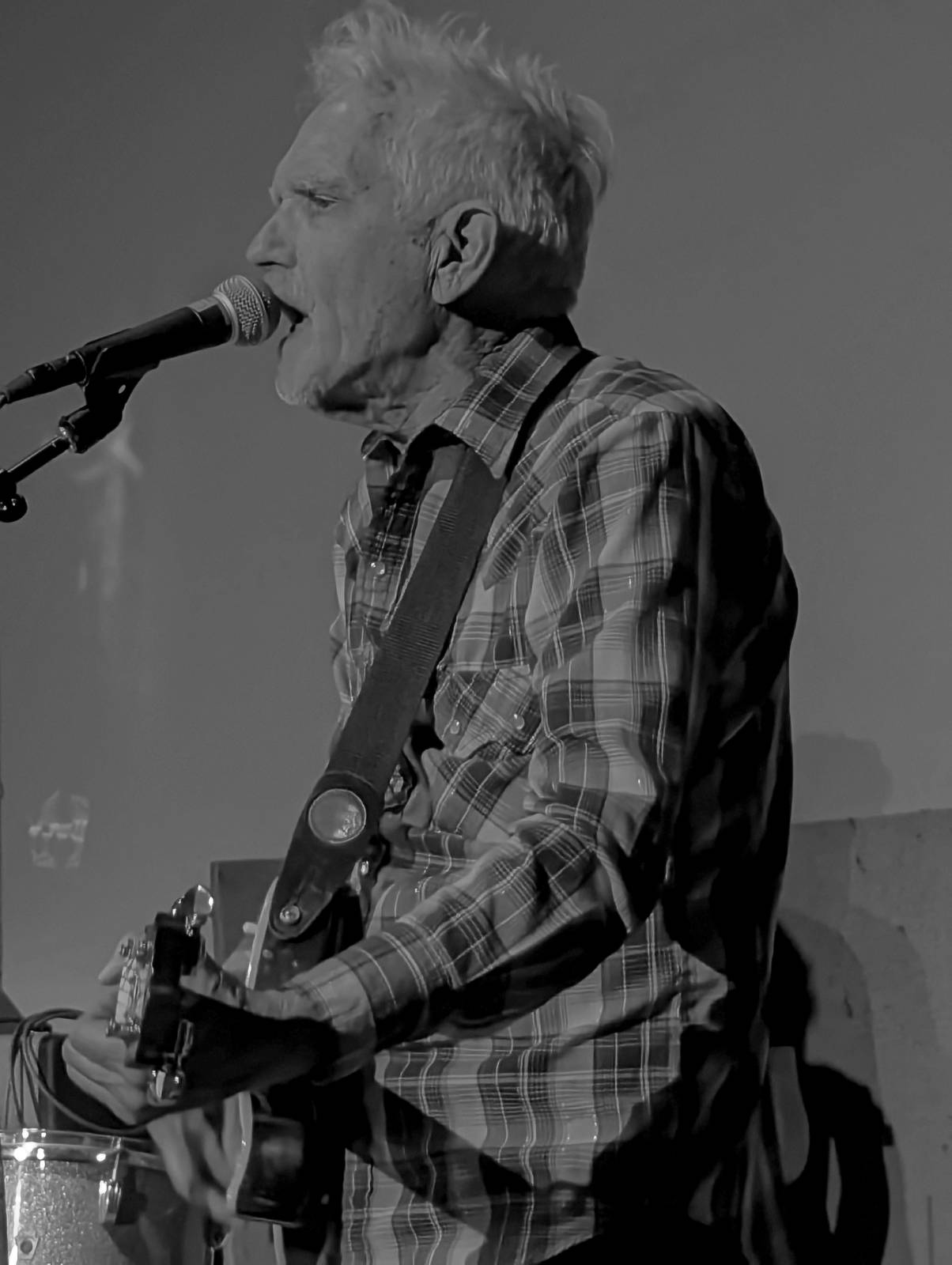 Johnny Dowd releases "Is Heaven Real?" and announces European tour dates