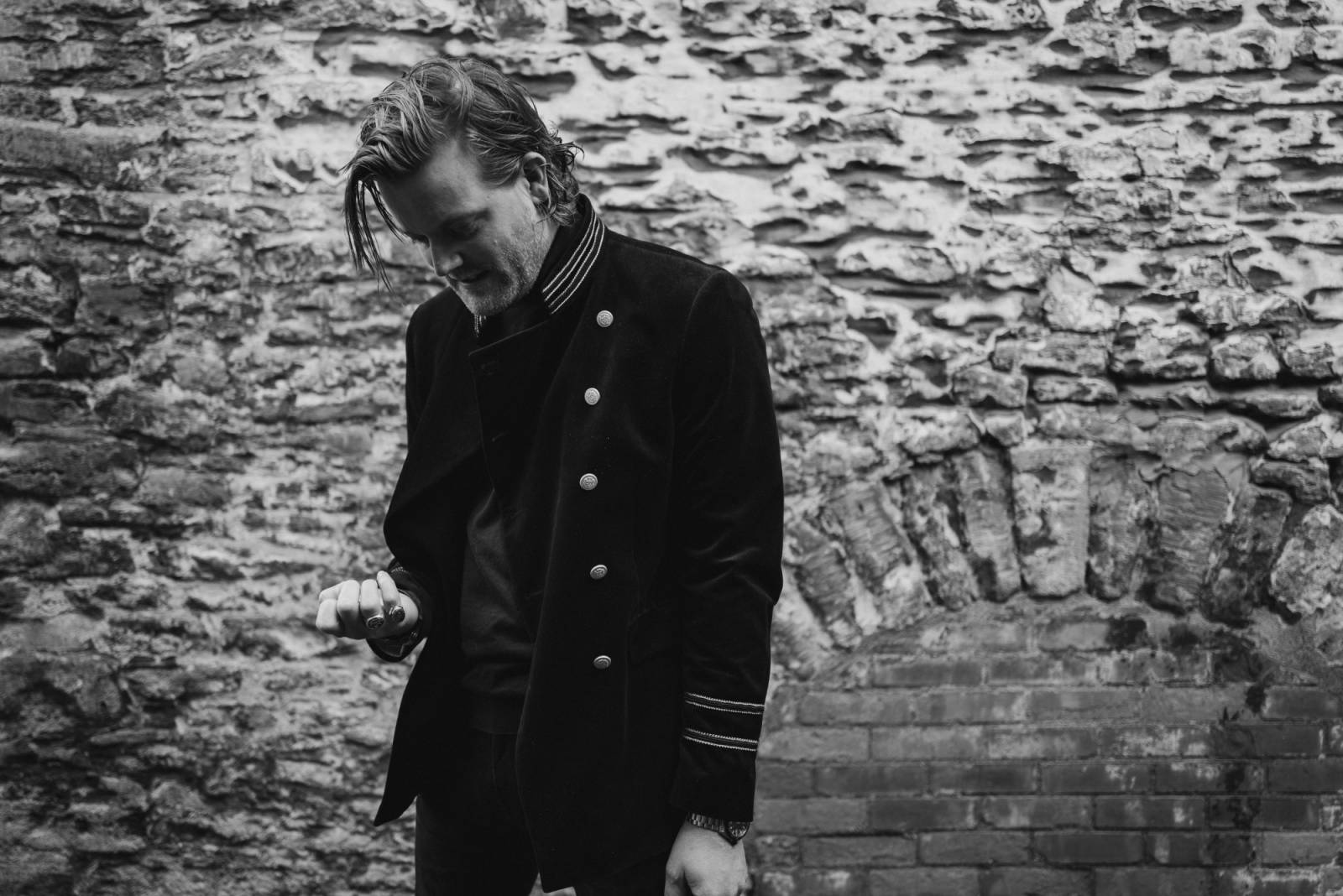 Alberta Cross releases "Sinking Ships" this Friday; London, Amsterdam, Berlin shows coming up