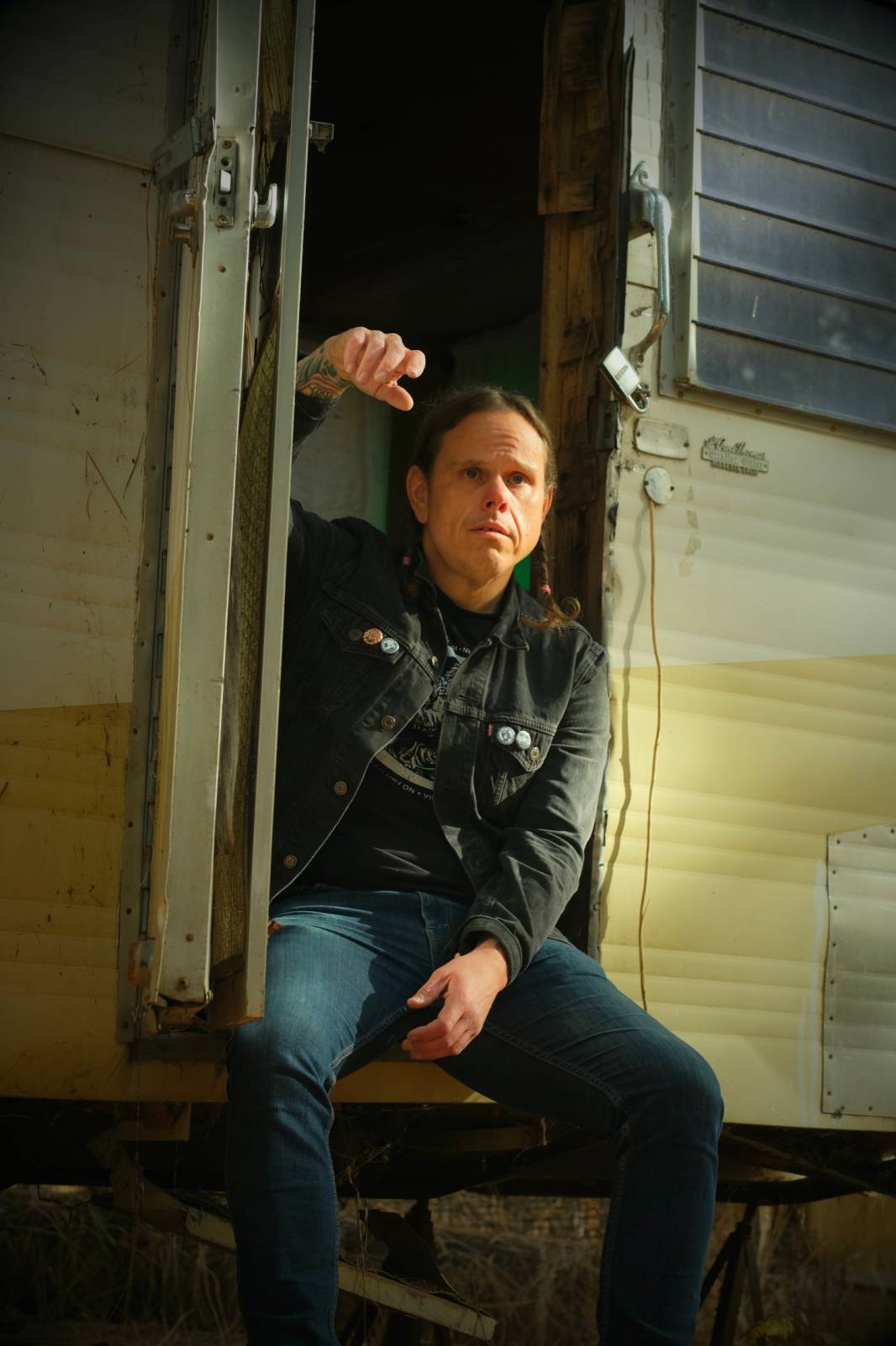 Austin Lucas over for a series of special performances starting in April