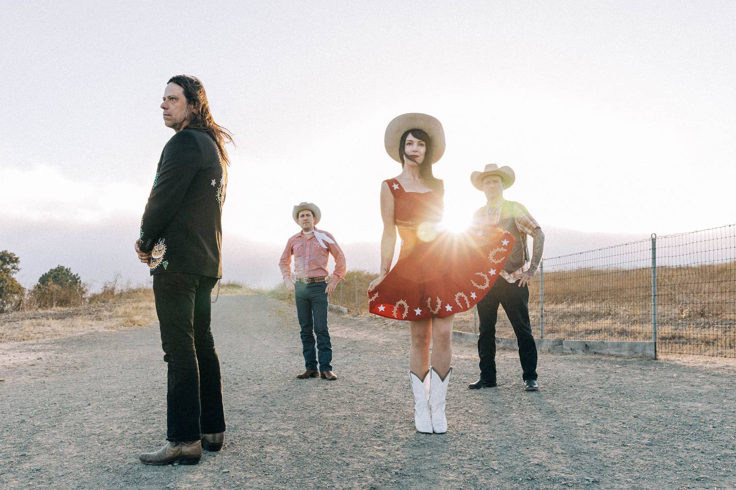 Jenny Don't And The Spurs set to release "Fire on The Ridge" and announce NL dates in spring