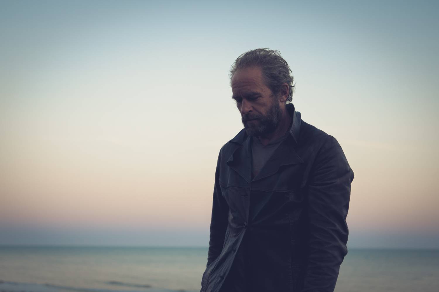 Duke Garwood releases "Rogues Gospel" in November and tours Europe early 2023