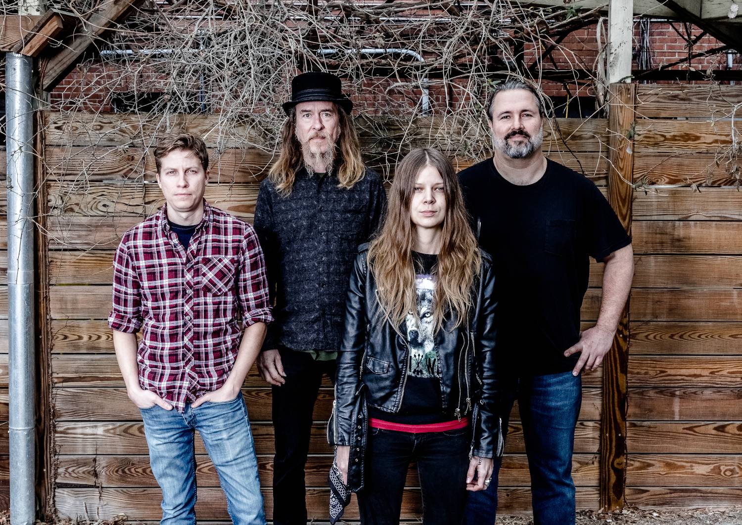 Sarah Shook & the Disarmers postpone European tour to 2022 and announce new release
